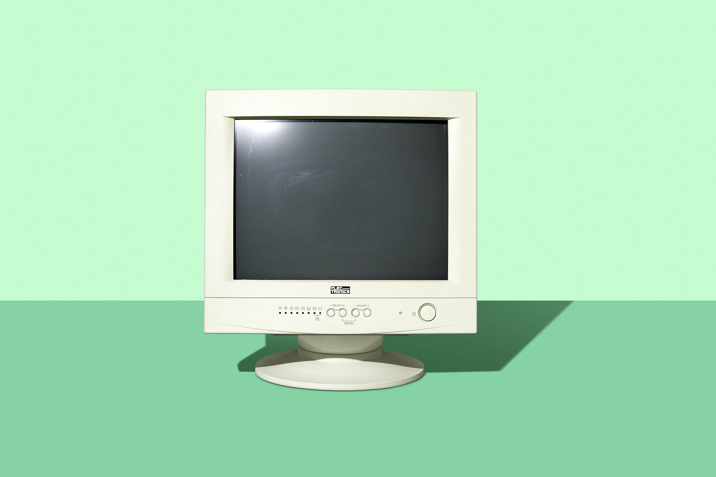 1901_PNC_Old_Computer_Monitor_Final_web